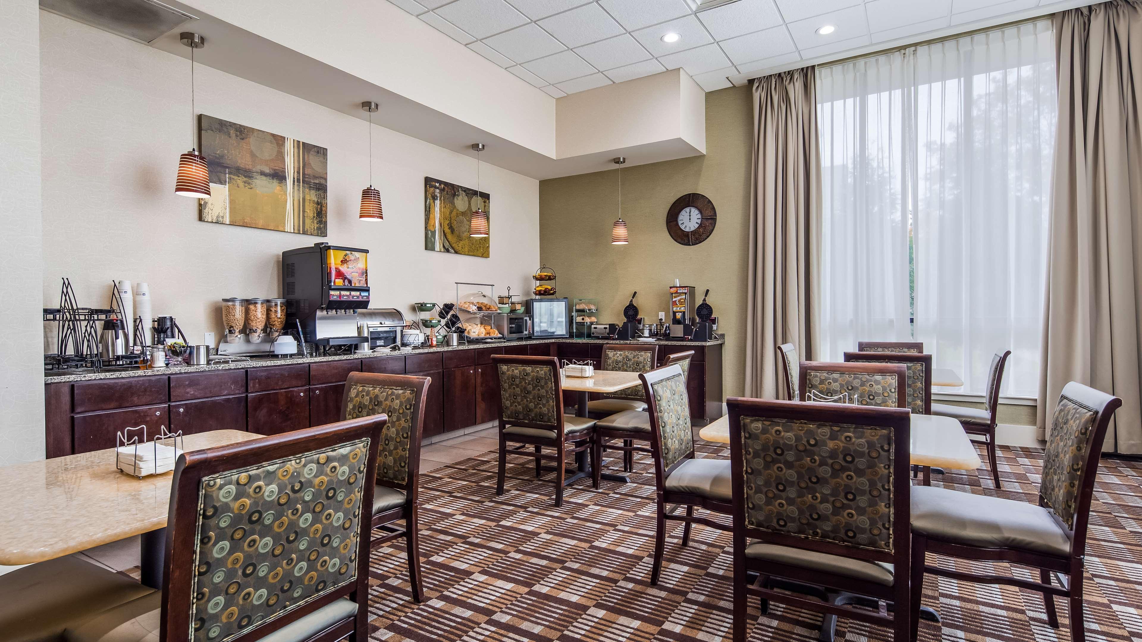 Best Western Plus Philadelphia Airport South - At Widener University Chester Dış mekan fotoğraf